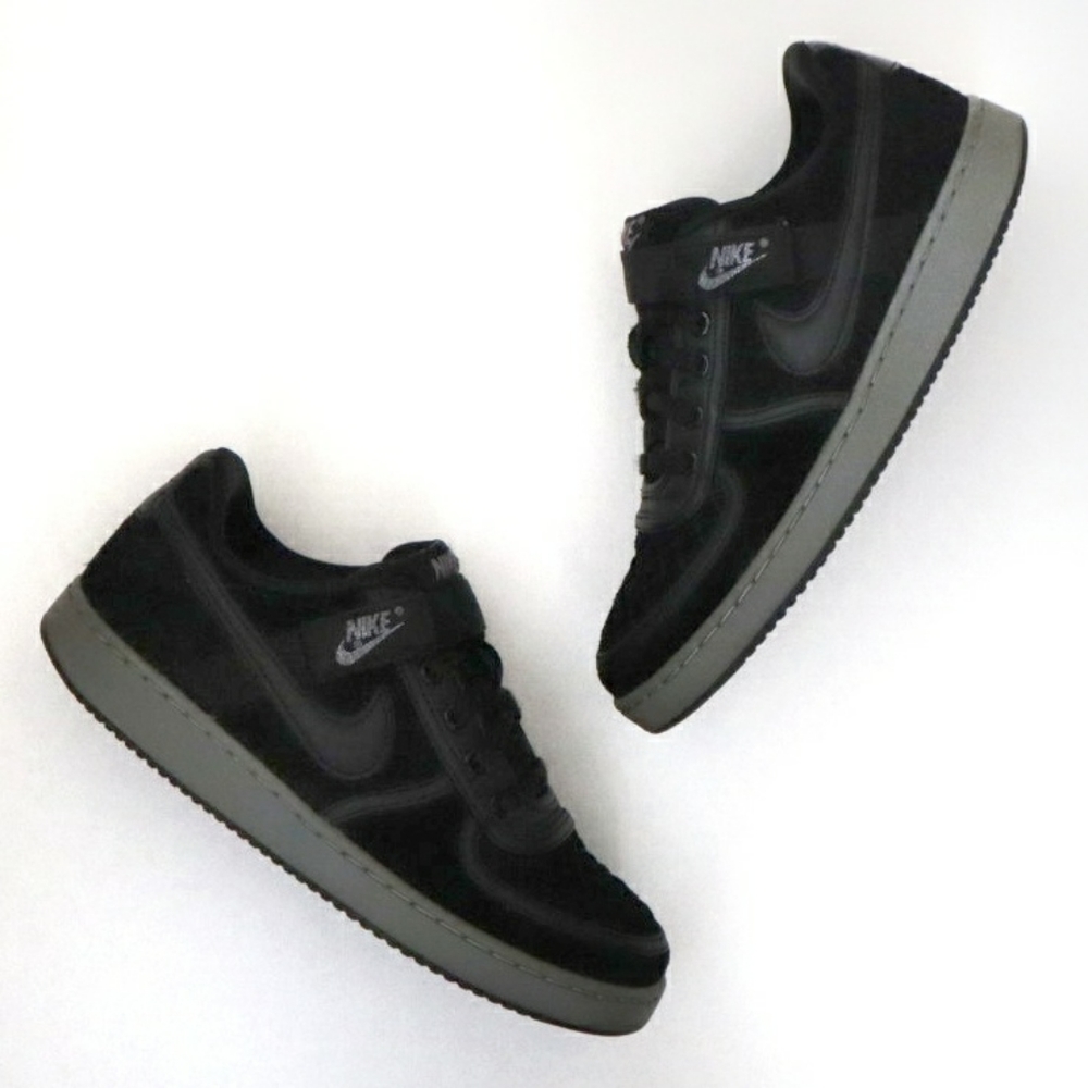 Nike Vandal Black/Cool Grey Low Sneaker